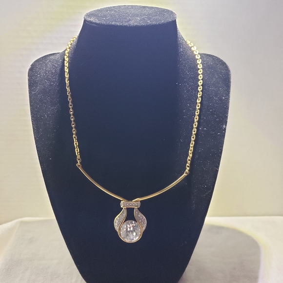 Beautiful Vintage signed Gold Plated Metal Monet Rhinestones Art Deco Necklace - Picture 1 of 6